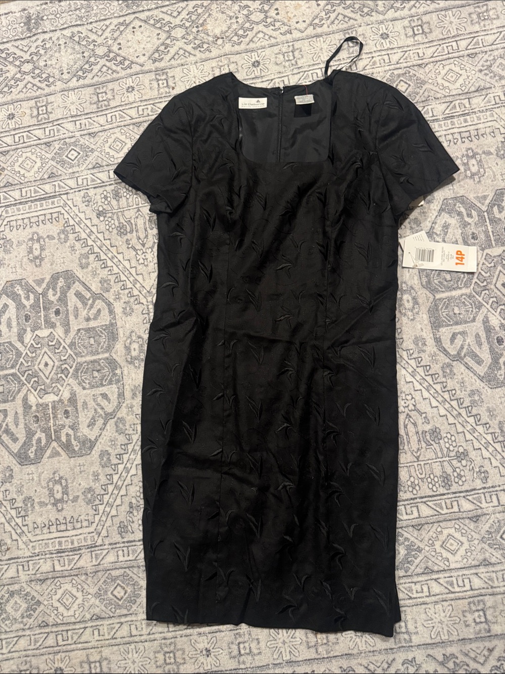Liz Claiborne Black Short-Sleeve Sheath Dress